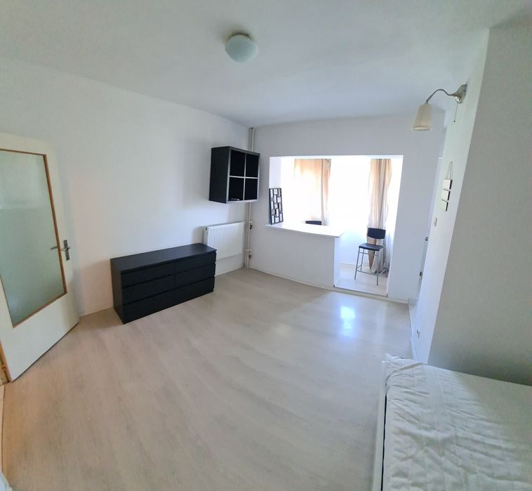 Garsoniera Teiul Doamnei , str Petre Antonescu nr 5, etaj 5 din 10