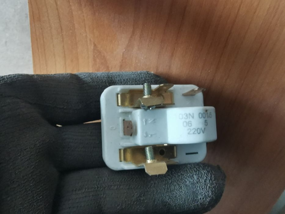 Releu frigider 103N