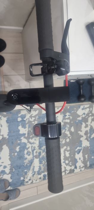 Продам электросамокат