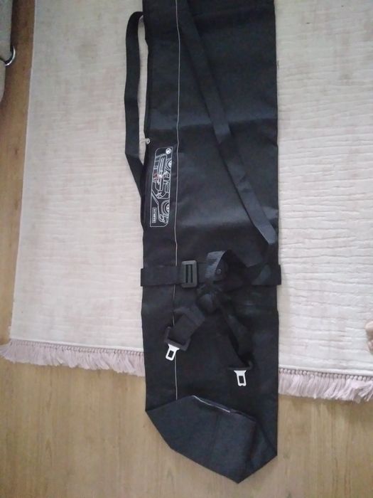 Автомобильный чехол для лыж