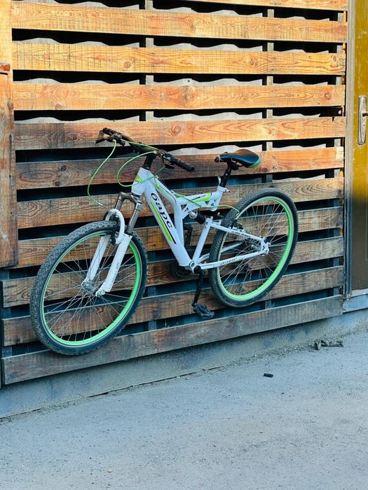 Продам двух подвесный велик барс