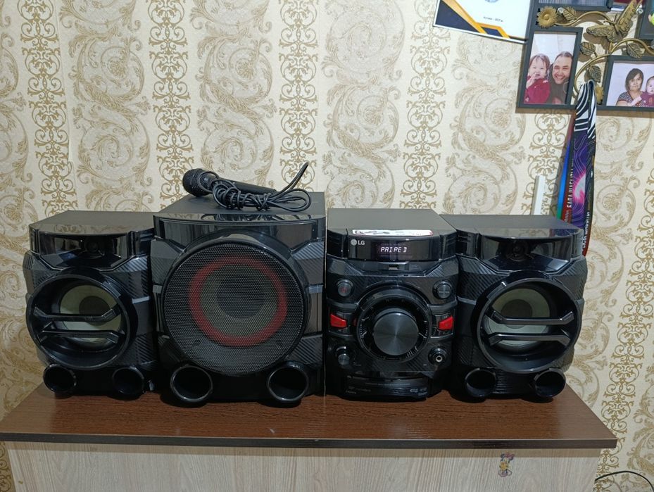 Музыкальный центр LG