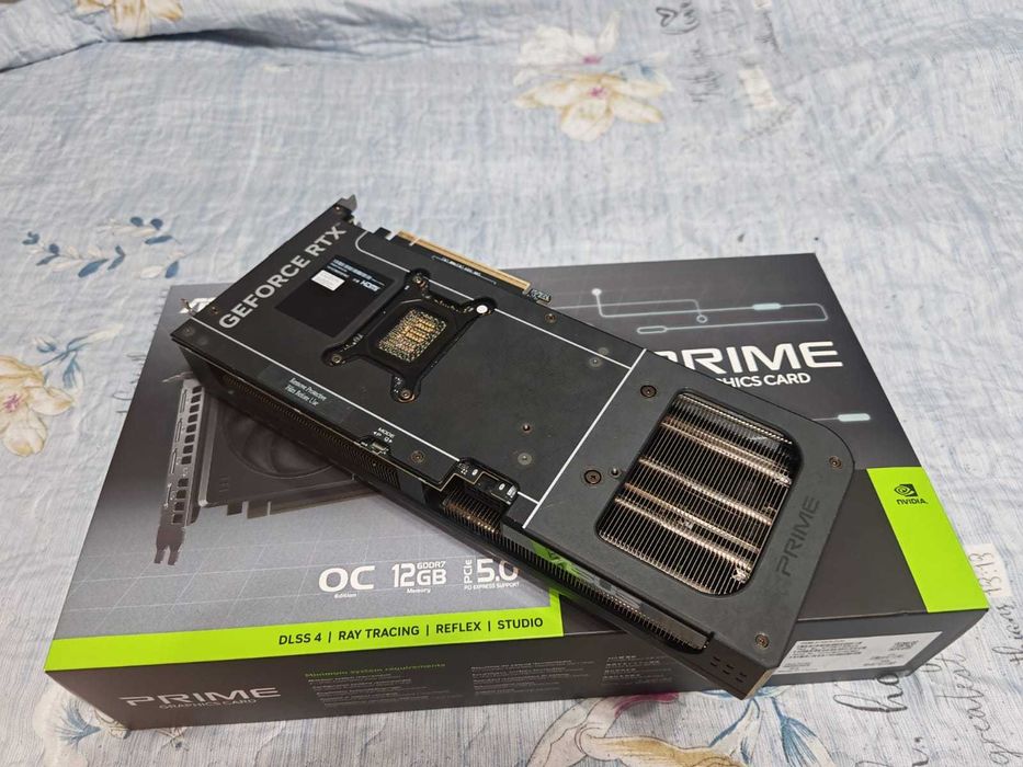 Видеокарта ASUS PRIME GEFORCE  RTX 5070 OC Edition 12gb