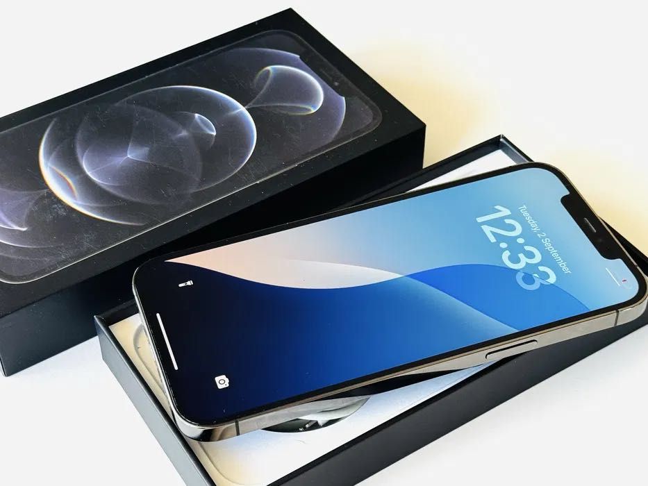 Iphone 12 Pro Max 128GB Graphite 100% Батерия! Гаранция 6 мес