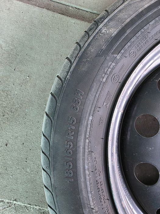 Продам летние шины 185/65/15