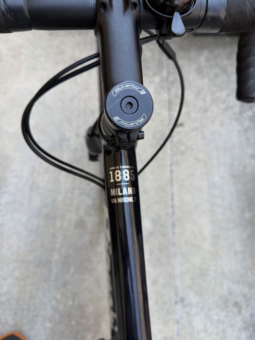 Шосеен велосипед Bianchi Via Nirone 7 Disc (Shimano 105)