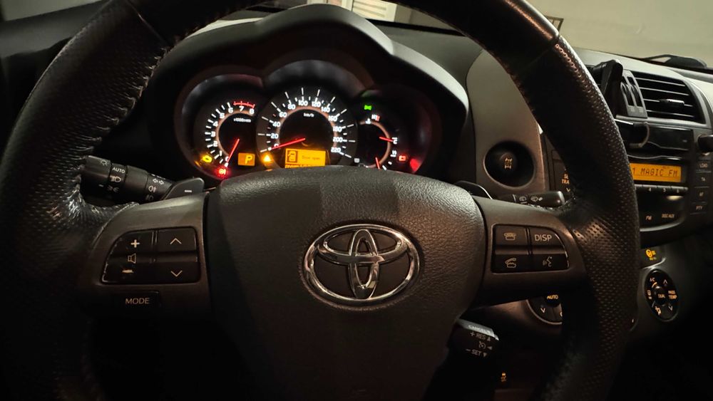 Toyota Rav4, AZ30 фейслифт, 2010, 2.0 бензин, автомат