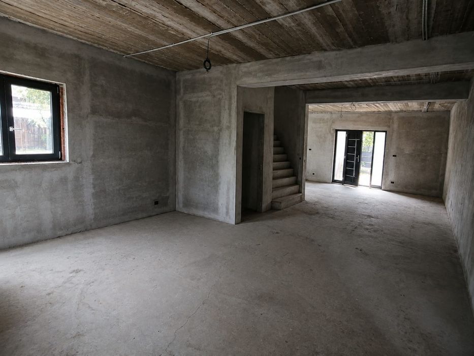 Casa 8 camere Teren 1630 mp