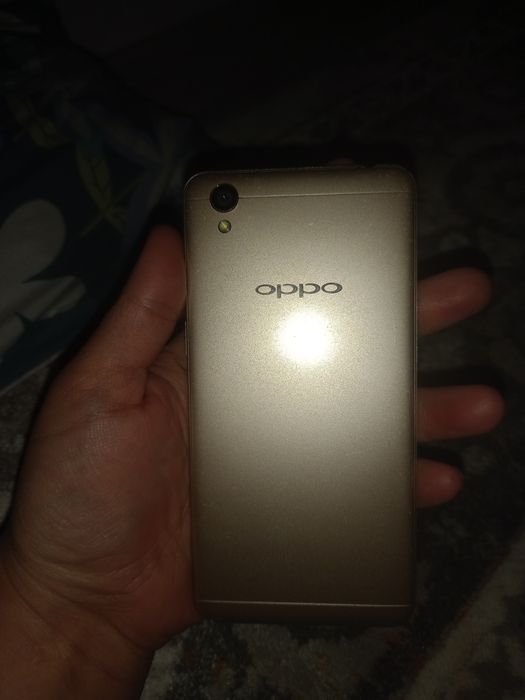 Продам oppo A 37