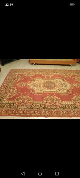 Ковёр 2*3 б/у в хорошем состоянии