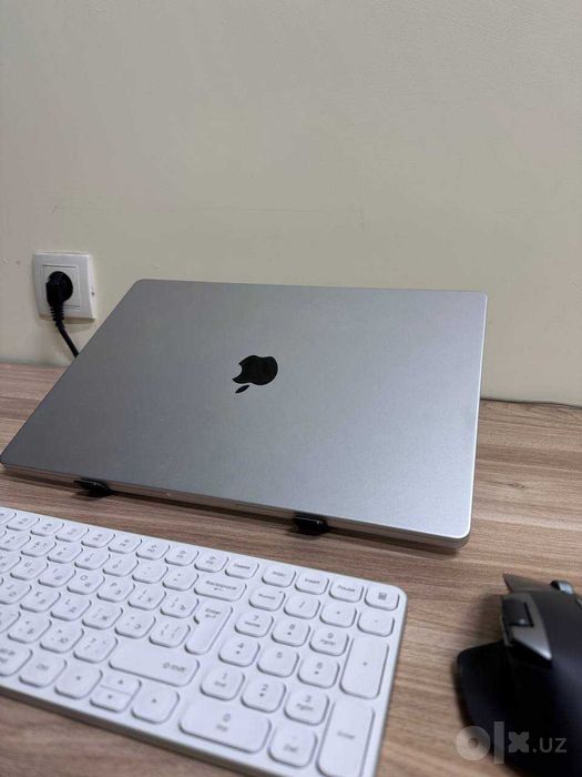 Mackbook Pro M1 Pro 16/512 [Display 16 dyum]
