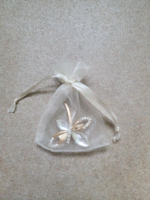 Чисто нови сребърни обеци с 2 подаръка на ТОП цена