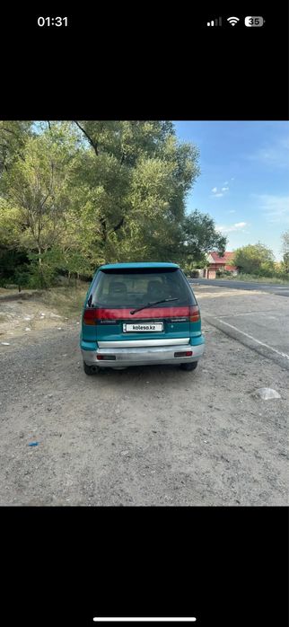 Mitsubishi Space Runner, 1992 года