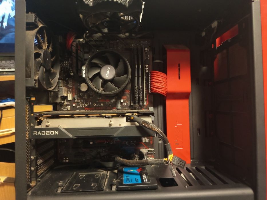 Геймърски компютър – RX 6600 8GB + Ryzen 5 1400 + 24 GB RAM + SSD