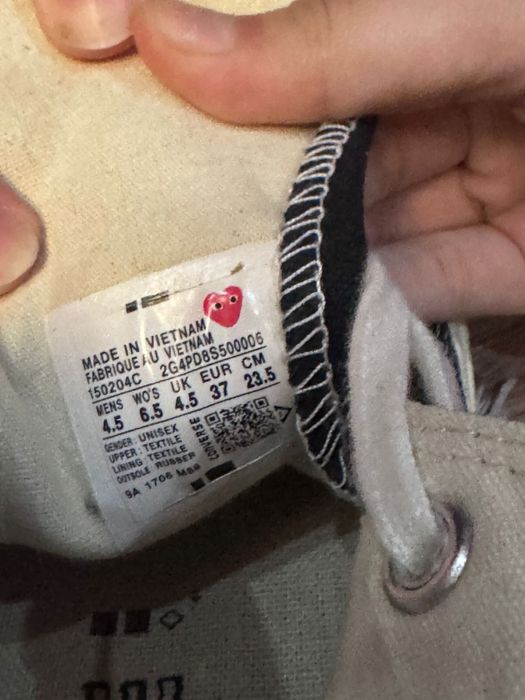 Конверсы коллаба с play