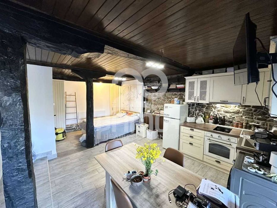 Къща с разработен бизнес