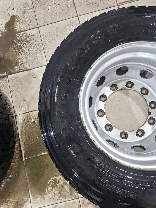 Продам шины 315/70R22,5 FIRESTONE