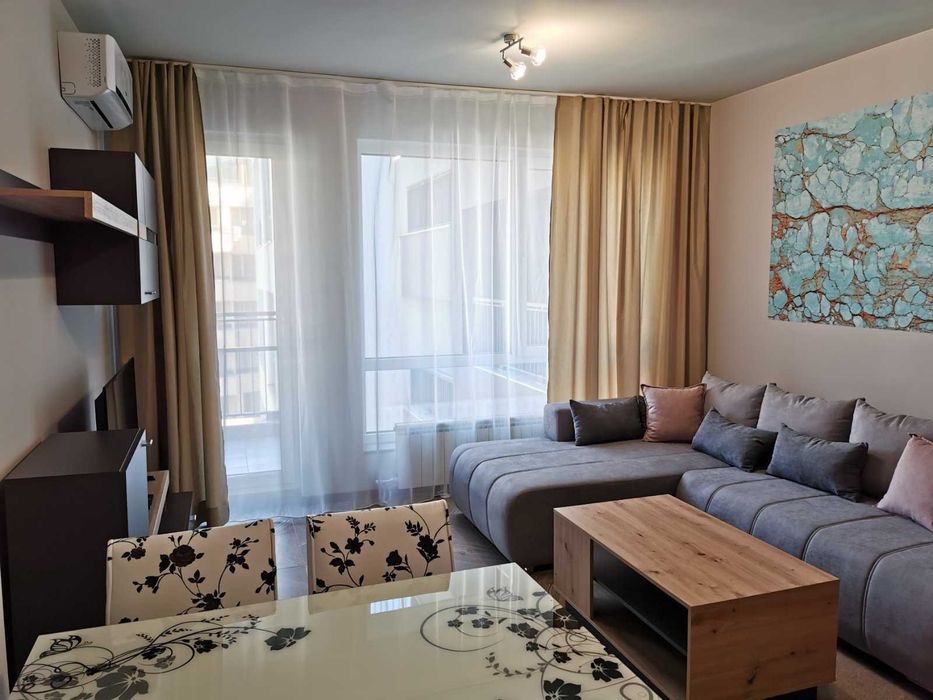 Дава се под наем Двустаен апартамент в София, Кръстова вада - 70 кв.м за 800 € - Снимка #1