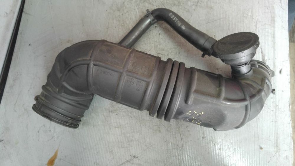 furtun admisie aer 1.5 crdi kia rio 2 28138-1g100