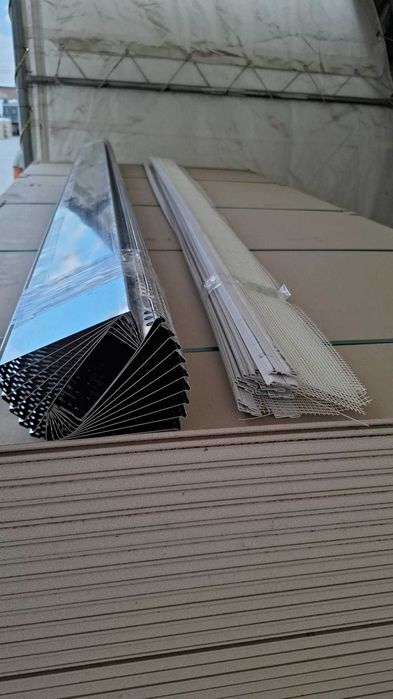 Vand profil de soclu pentru placi de 12 cm