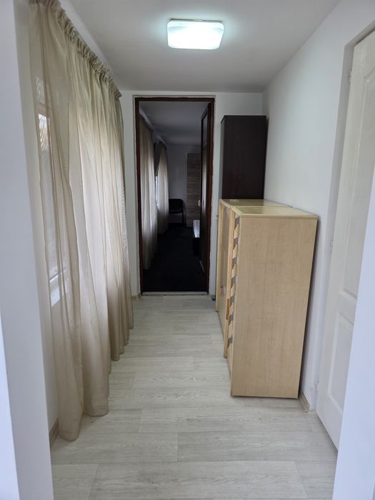 Casă mică, ideală pentru locuință sau birou