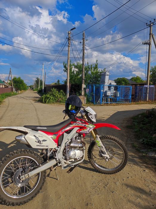 Продам эндуро мотоцикл 250