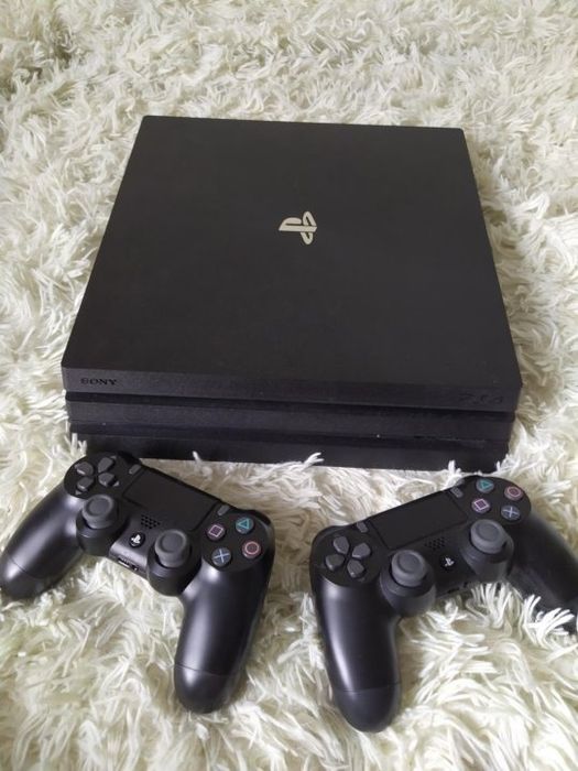 PS4 Pro + Smart TV, 55" + 2 шт. Геймпад
