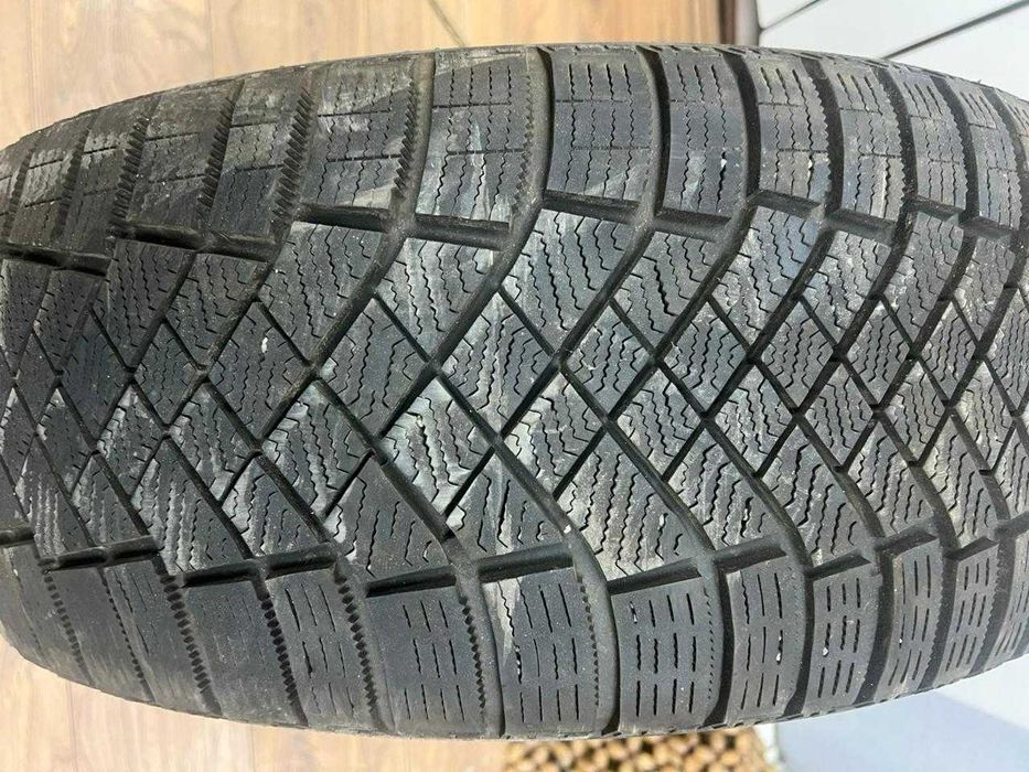 Продам шины зимние