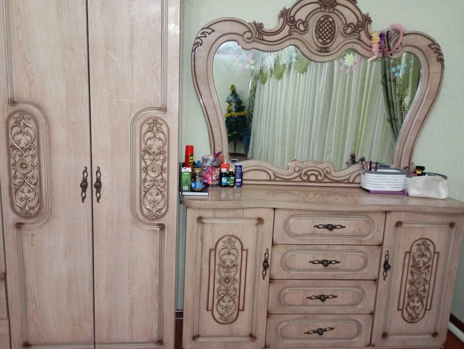 Mebel yaxshi holatda