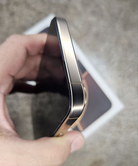 iPhone 16 Pro Max 256 GB karobka dok