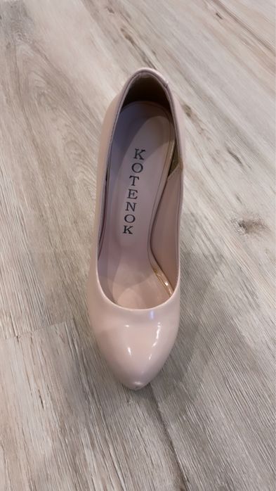 Новые туфли 35 р.