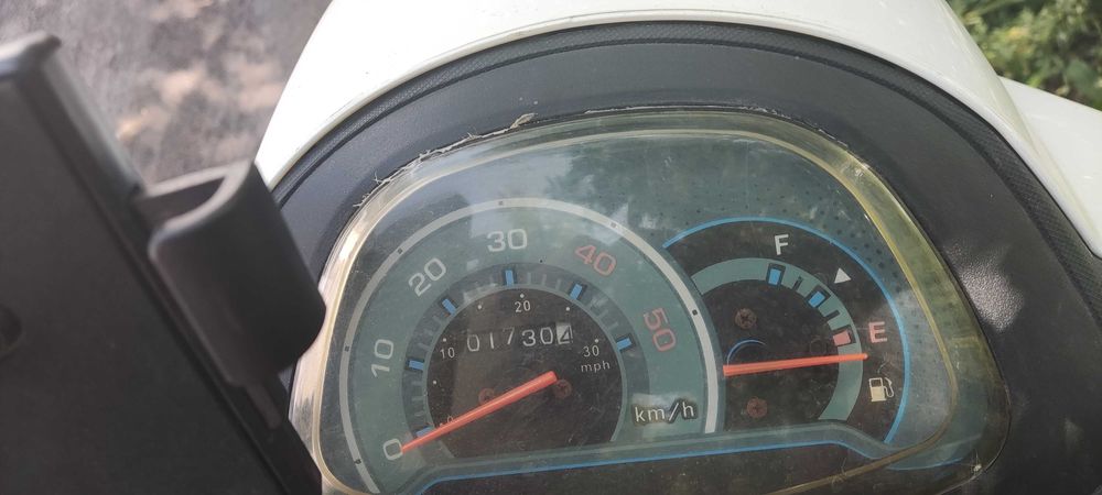 Скутер Almotor .