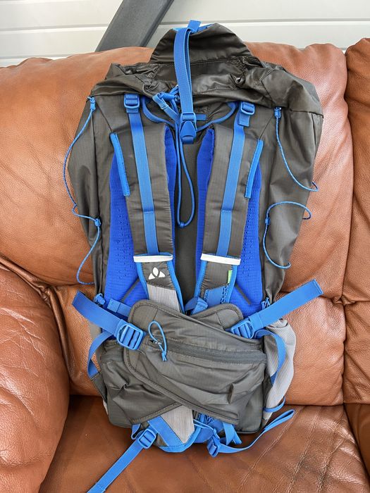 Туристическа,супер лека раница на Vaude