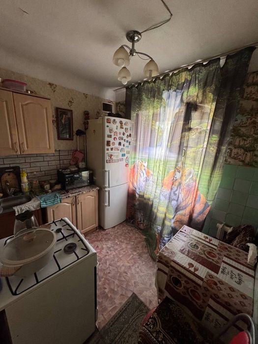 Продам 2 комнатную квартиру