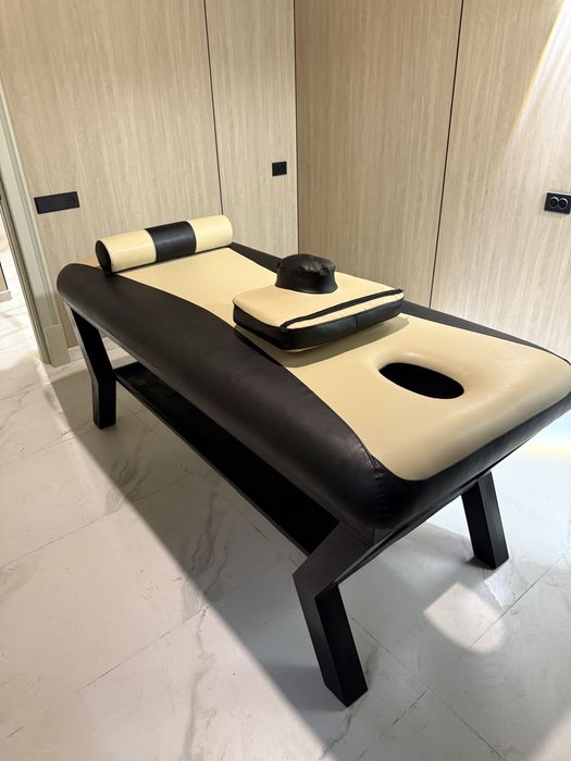 Кушетка модель Tesla для массажа, массажный стол для спа салонов