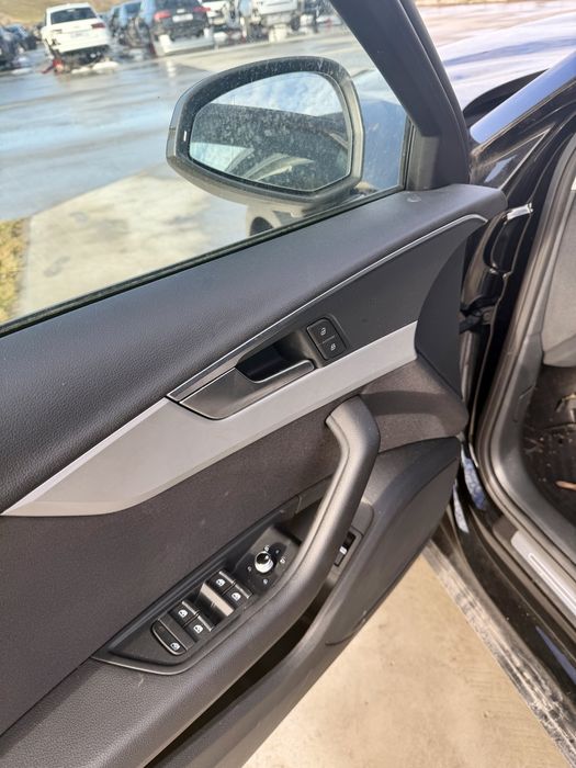 Audi A4 b9 2023 Sline 2.0 tfsi avariat , 30.000 km