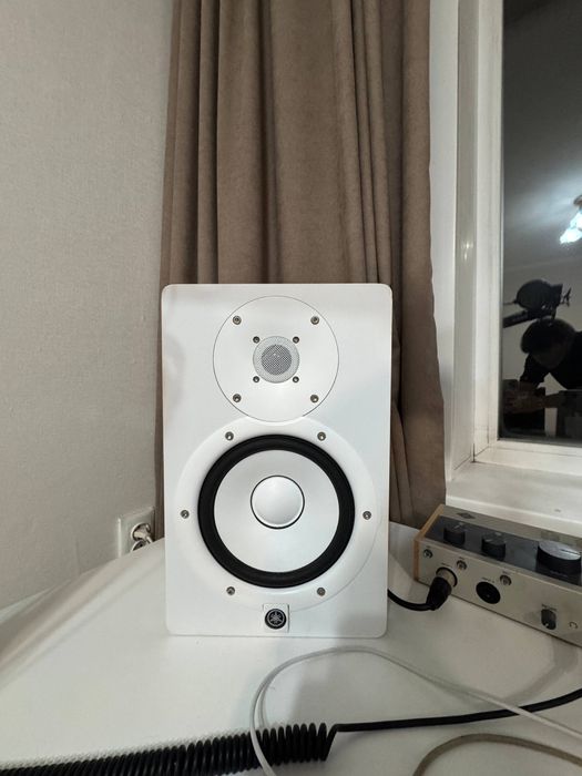 Акустическая система Yamaha HS7I W