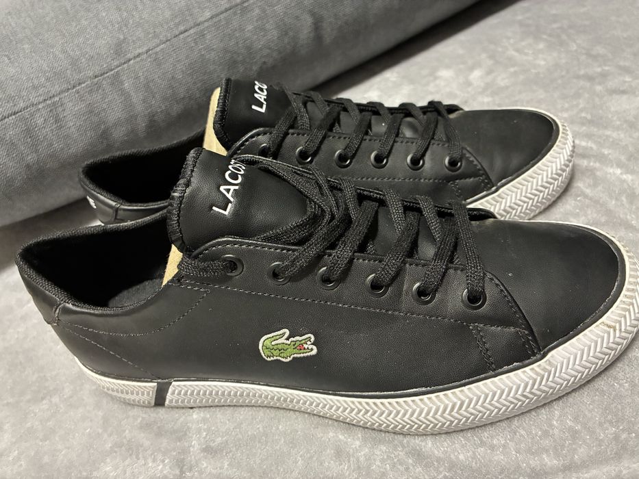 Tenisi Lacoste marimea 38