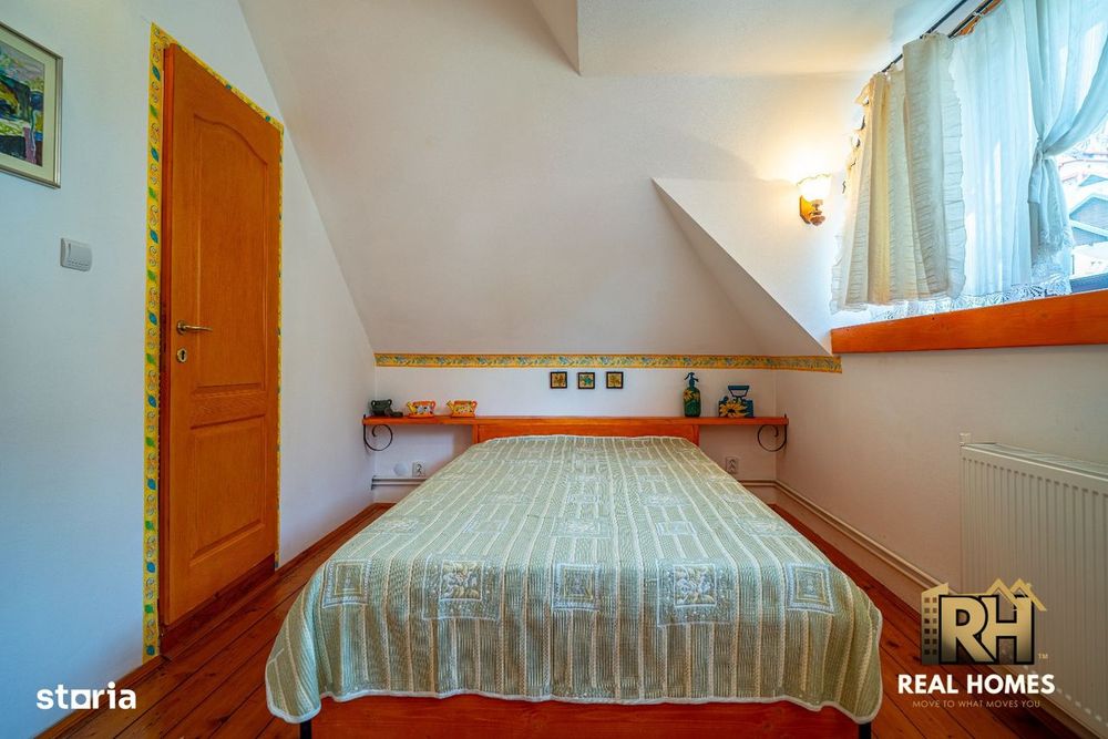 Apartament 5 camere 178 mp Furnica Sinaia vedere munte PRET 228000 EUR