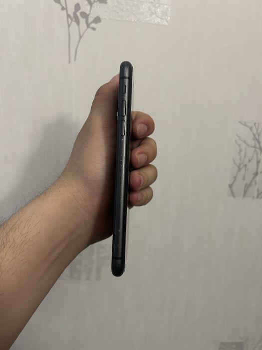 Iphone 11 64 гб в хорошем состоянии