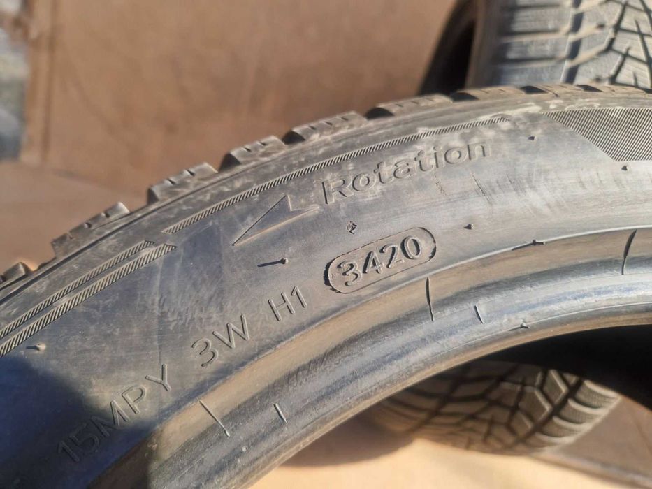2 Hankook R19 235/45
Зимни гуми 
DOT3420