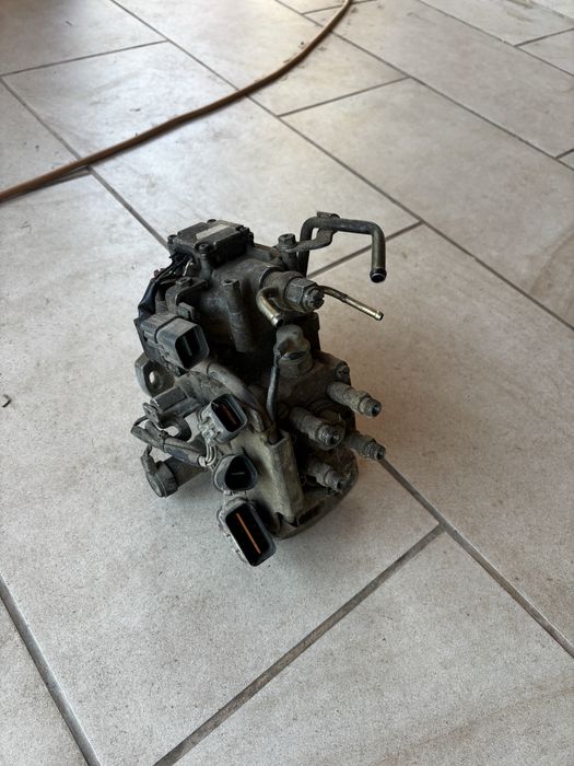 Vand pompa injectie Mitsubishi L200