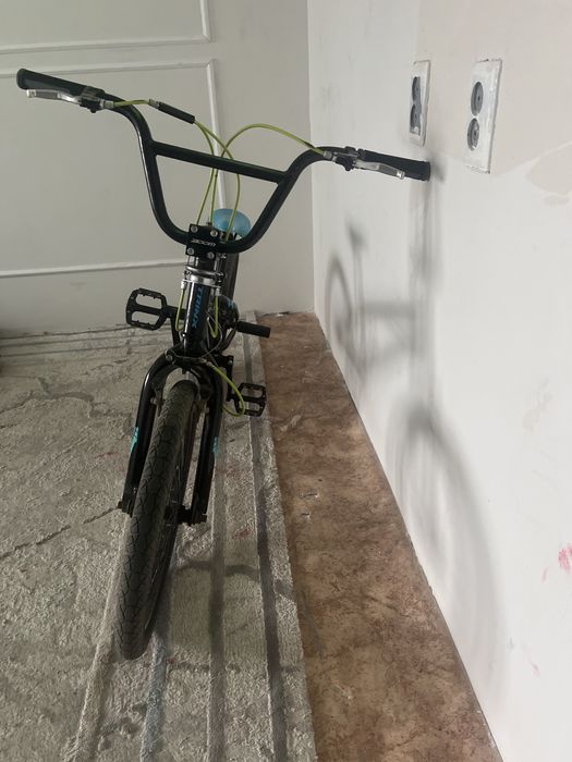 Продаётса велик трюковой оригинал!