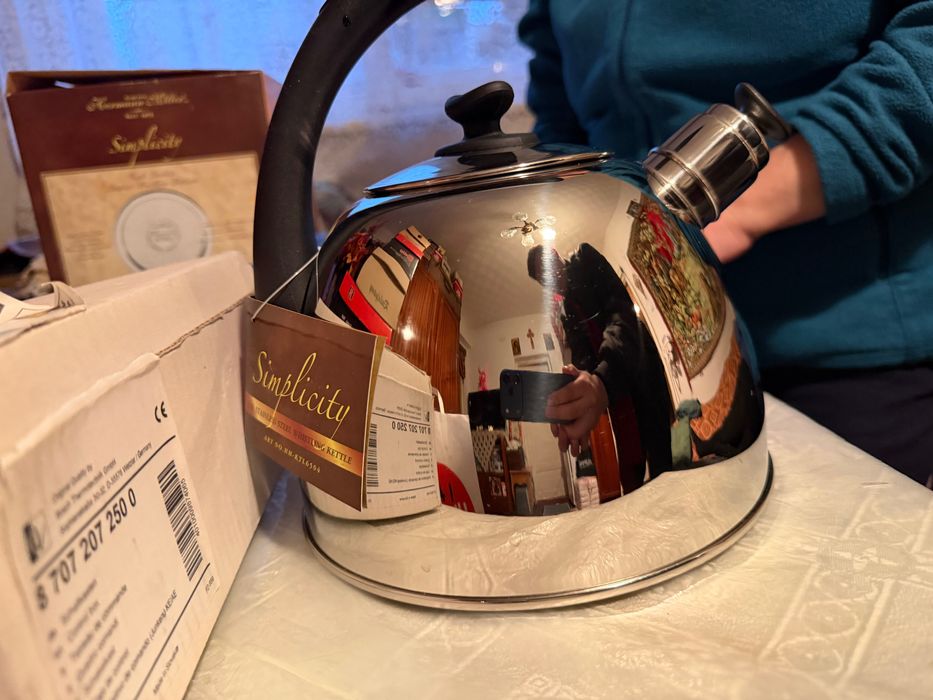 Vând ceainic din inox, nou-nouț