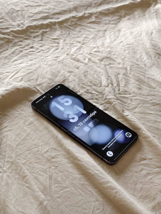 Samsung z flip 5 256gb