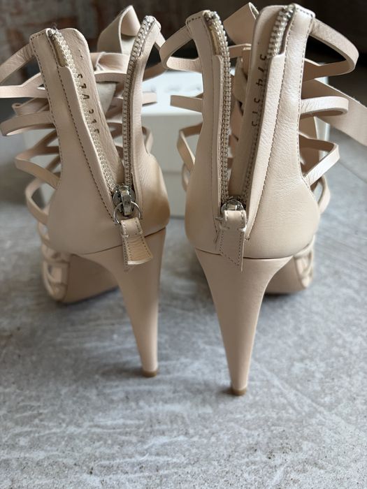 Дамски сандали Casadei