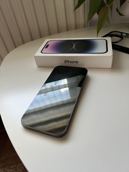 Iphone 14 pro  deep purple 256 GB