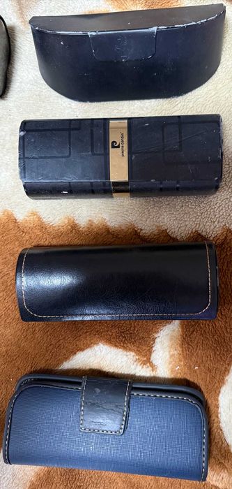 футляры для очков жесткие