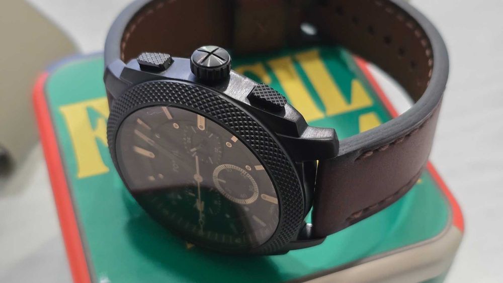 ***НОВ***Часовник Fossil FS6103