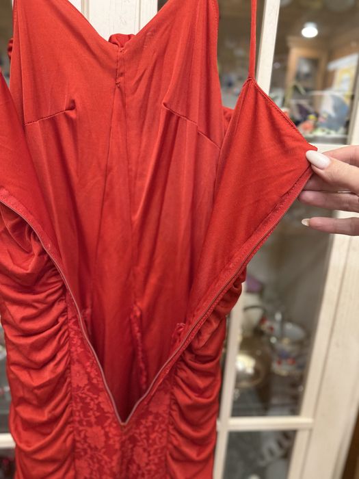 Нарядное платье.